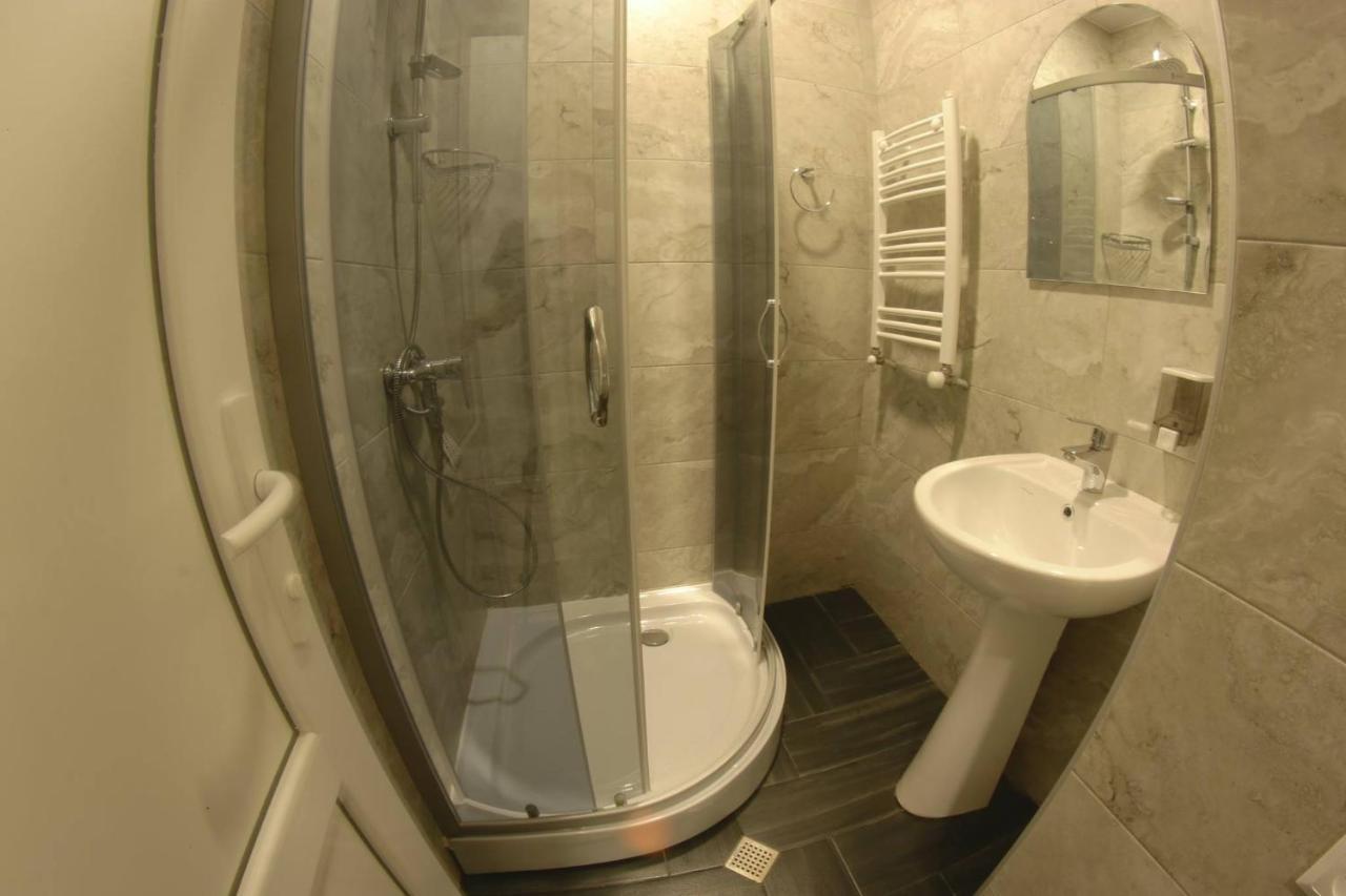 Hostel Nomad Tbilisi Exteriör bild